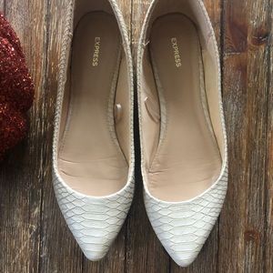 Women’s Flats